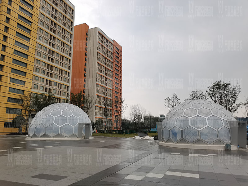 無線創(chuàng)智城市功能空間業(yè)態(tài)優(yōu)化五星集市鋼膜結(jié)構(gòu)工程完工 無線創(chuàng)智城市功能空間業(yè)態(tài)優(yōu)化五星集市鋼膜結(jié)構(gòu)工程完工