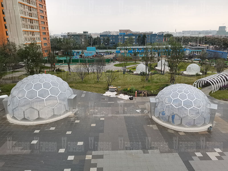 無線創(chuàng)智城市功能空間業(yè)態(tài)優(yōu)化五星集市鋼膜結(jié)構(gòu)工程完工 無線創(chuàng)智城市功能空間業(yè)態(tài)優(yōu)化五星集市鋼膜結(jié)構(gòu)工程完工