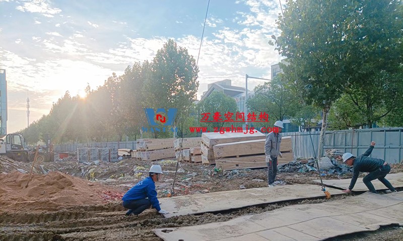 文一塘溪津門天幕鋼結構及ETFE氣枕膜工程開始施工 文一塘溪津門天幕鋼結構及ETFE氣枕膜工程開始施工