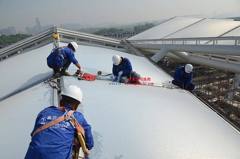 合肥文一塘溪津門天幕鋼結構及ETFE氣枕膜工程完工 合肥文一塘溪津門天幕鋼結構及ETFE氣枕膜工程完工