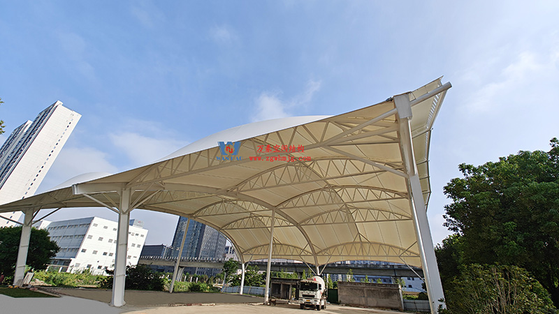溫州惠民路西側(cè)綠地球場(chǎng)鋼膜結(jié)構(gòu)工程完工 溫州惠民路西側(cè)綠地球場(chǎng)鋼膜結(jié)構(gòu)工程完工