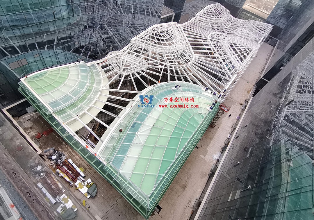 高效協作|勇于擔當—杭州博多森谷ETFE氣枕連廊天幕項目最新施工進展 高效協作|勇于擔當—杭州博多森谷ETFE氣枕連廊天幕項目最新施工進展