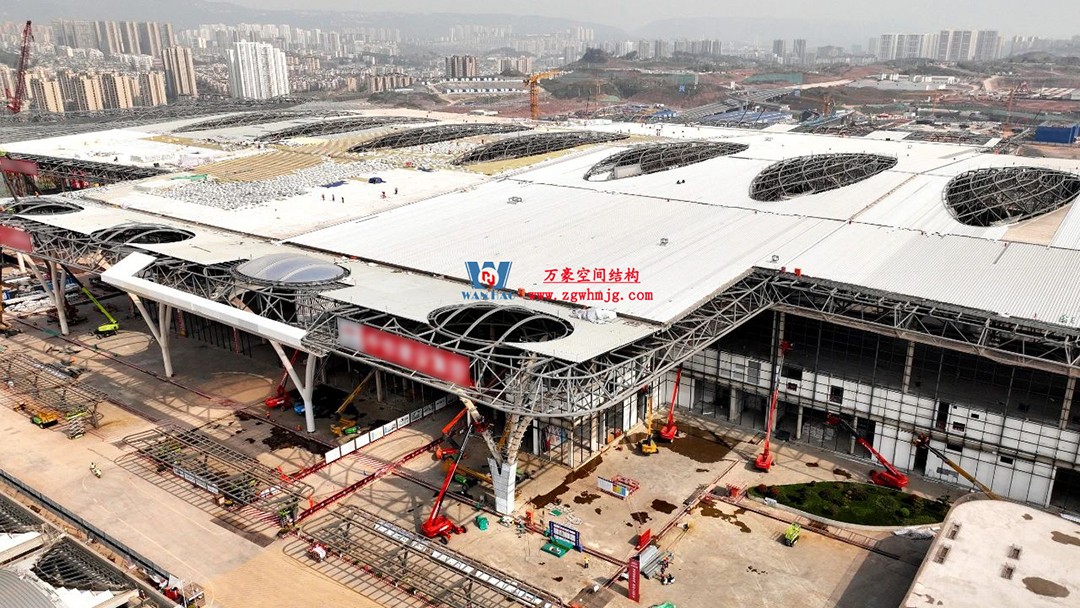重慶東站站房正在加速建設，全力繪就項目新篇章
